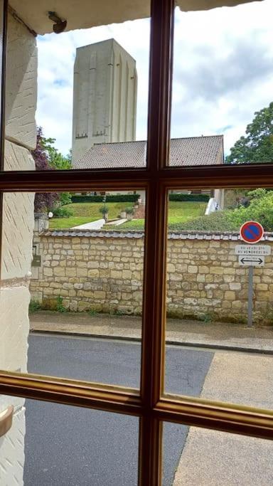 Le Logis De La Tour Villa Loudun Eksteriør bilde